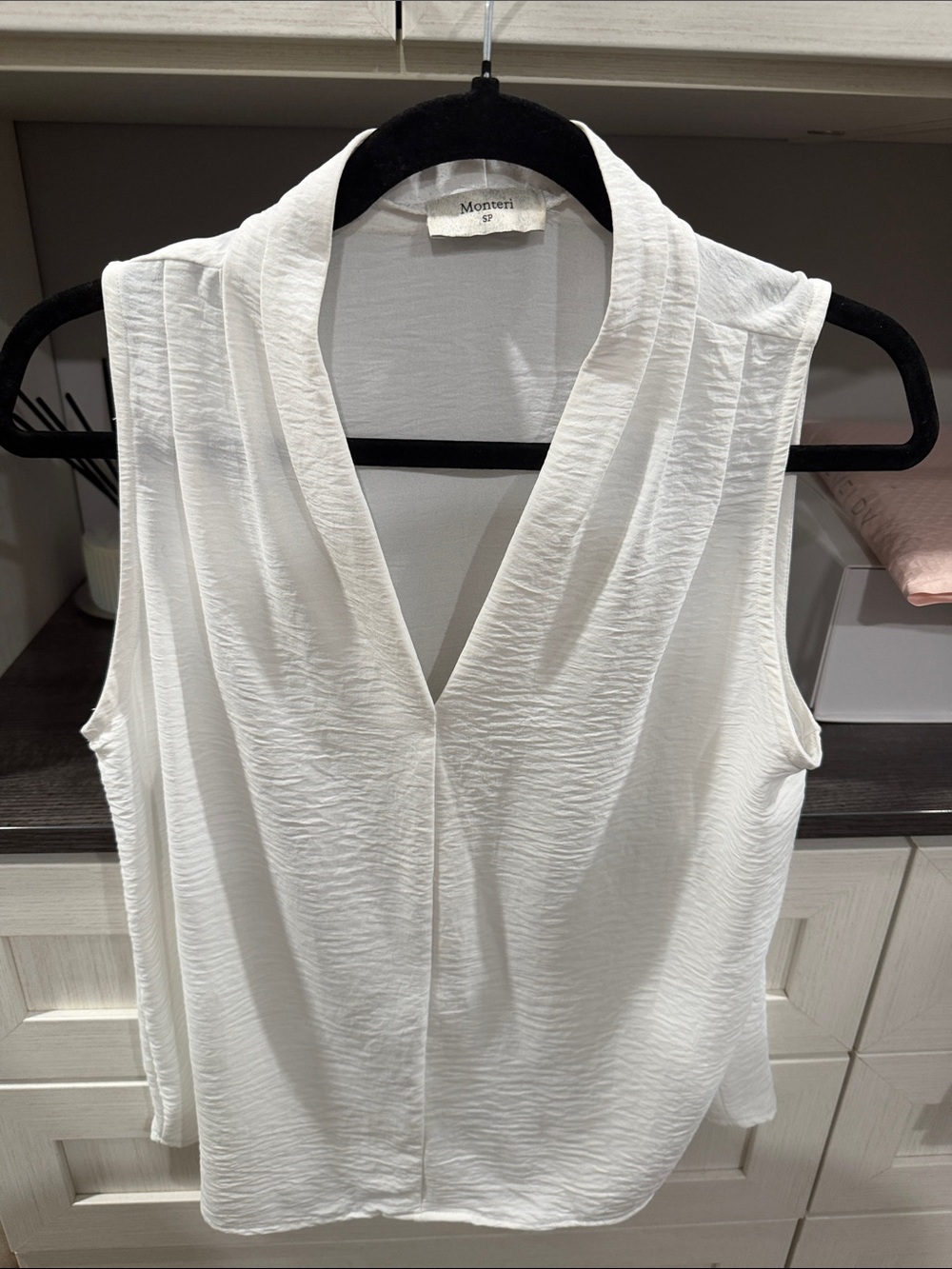 White V-Neck Sleeveless Camisole